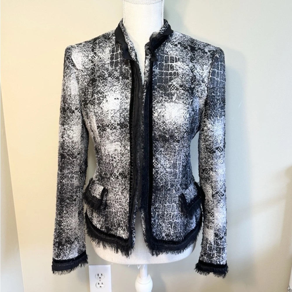 Cache' 6 Tweed Blazer Lined Clasp Closure Chiffon Trim Black White Silver Flat